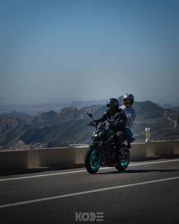 FOTOGRAFO KODE KODEFILMS STREETPICS CARRASQUETA CURVAS Y MOTOS