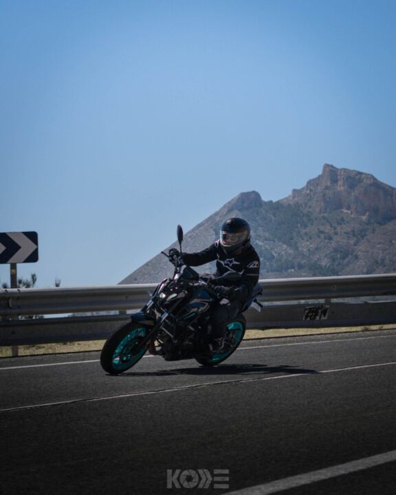 FOTOGRAFO KODE KODEFILMS STREETPICS CARRASQUETA CURVAS Y MOTOS