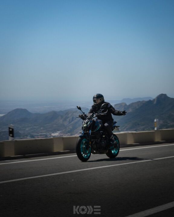 FOTOGRAFO KODE KODEFILMS STREETPICS CARRASQUETA CURVAS Y MOTOS