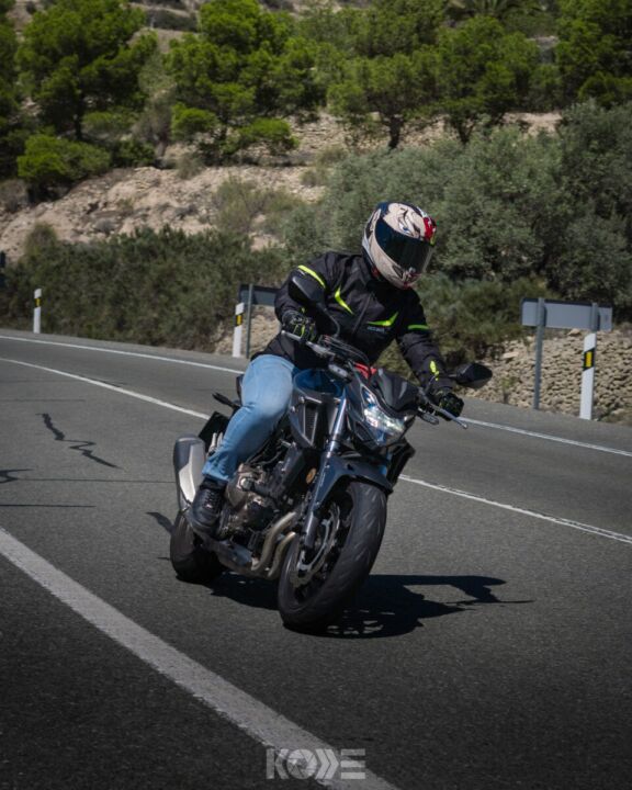 FOTOGRAFO KODE KODEFILMS STREETPICS CARRASQUETA CURVAS Y MOTOS