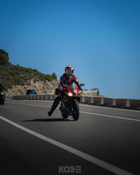 FOTOGRAFO KODE KODEFILMS STREETPICS CARRASQUETA CURVAS Y MOTOS