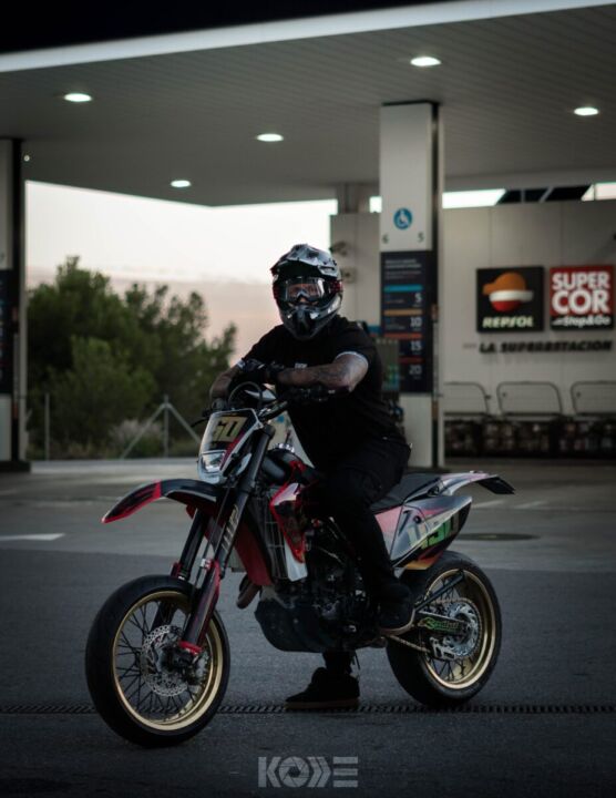 FOTOGRAFO KODE KODEFILMS SUPERMOTARD